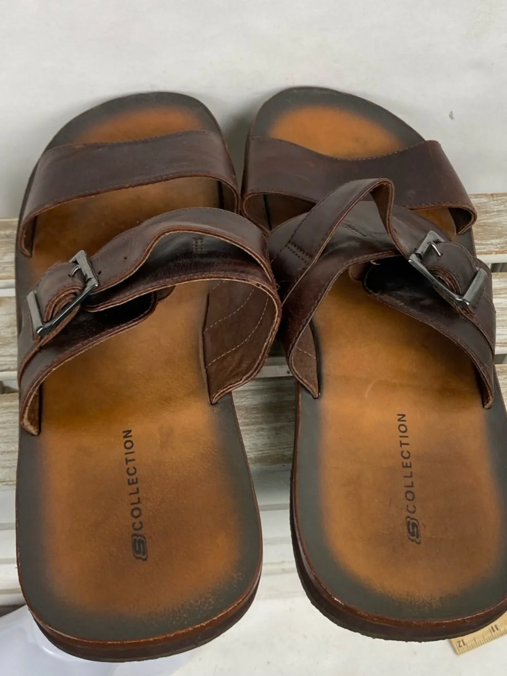 Skechers Collection Men’s leather brown slider sandals with buckle size 12